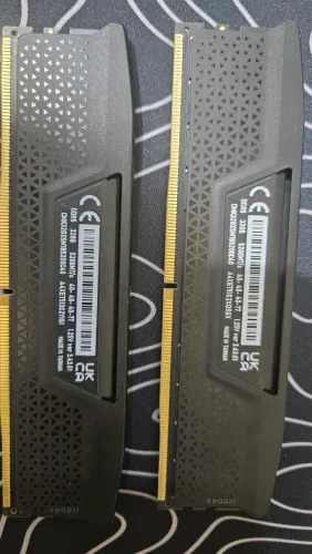 Kit memorias ram ddr5 5200mhz corsair vengeance