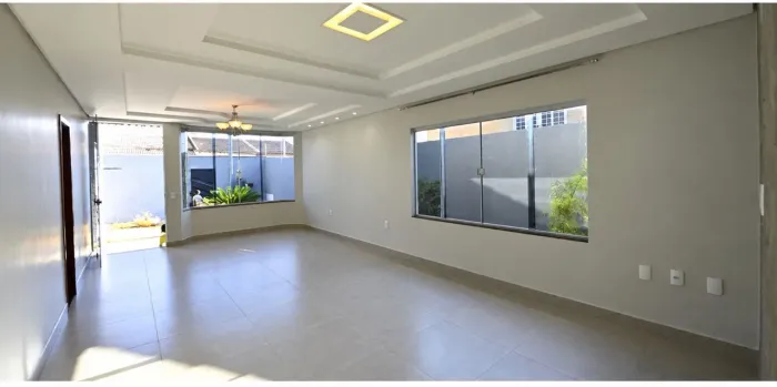 Casa ampla com 3 suítes e varanda gourmet completa