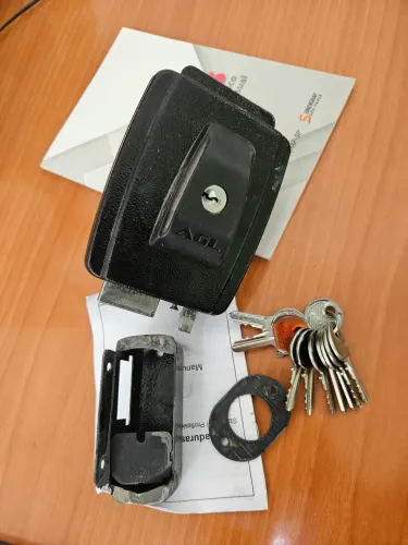 Fechadura elétrica AGL Para video porteiro. Interfone. Intelbras, acompanha 10 chaves