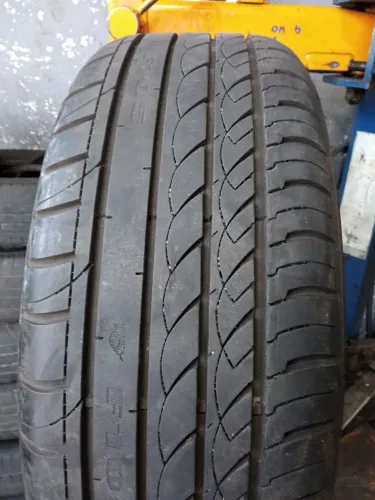 1 pneu 225/30/aro 20