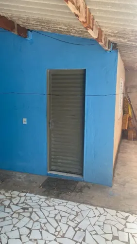 Edícula nos fundos para alugar