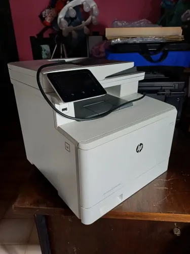 Multifuncional HP Color LaserJet pro 479fdw