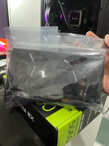 RX 580 Sapphire 8GB Semi-Nova