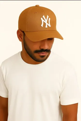 Boné com detalhe em Bordado - "NY- New York".
