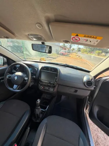 Renault Kwid Intense 1.0 Flex 12V 5P Mec. 2023