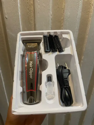 Vende máquina de acabamento kemei (lacrada)