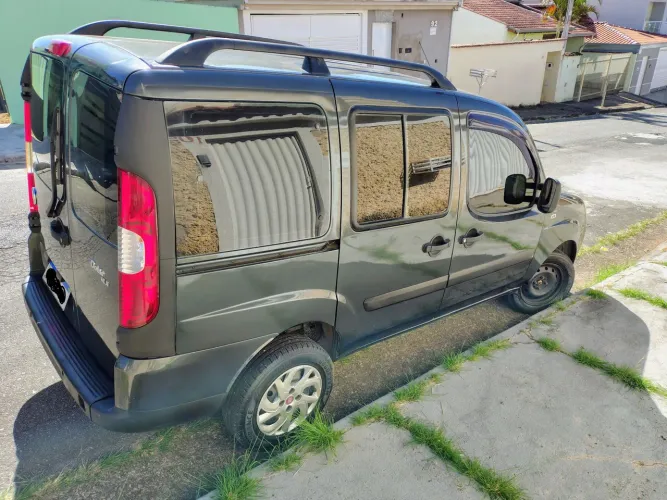 Fiat Doblo HLX 1.8 MPI Flex 5P 2011
