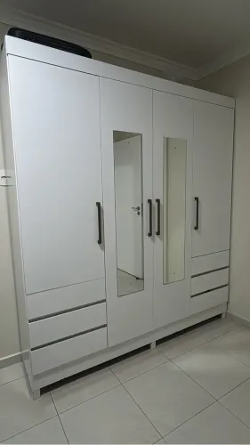 Guarda Roupas Branco Casal