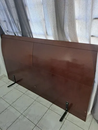 Cabeceira de cama tamanho Queen. 