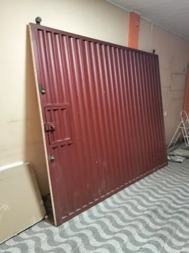 Vendo portão de ferro 3x2,50m