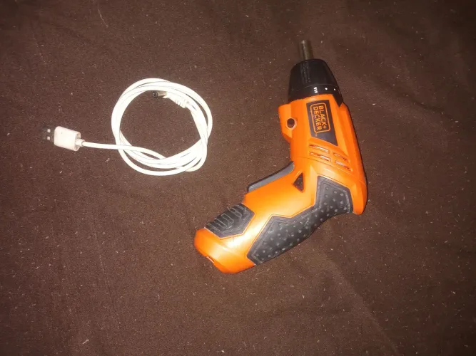 Parafusadeiras Black e Decker pra conserto 