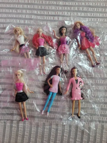 Lote mini barbies miniaturas