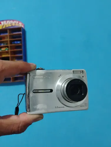 Camera digital Olympus 8 mp X-840