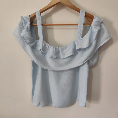 Blusa Cigana Ombro a Ombro Babado Azul Clara Burlesque Tam 38