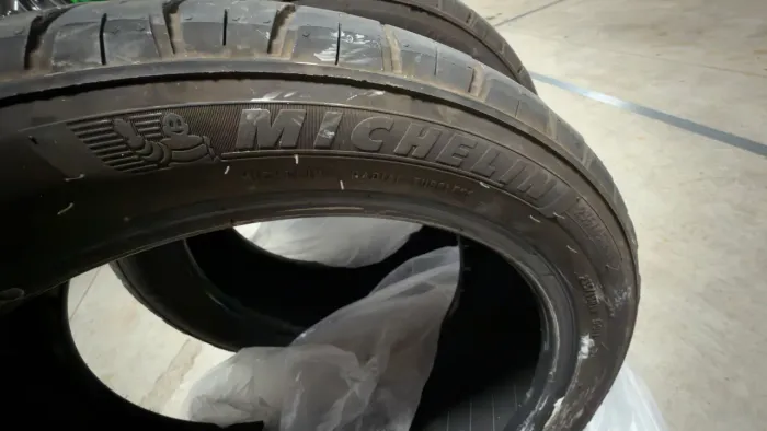 PNEUS 235/45 R19 SEMINOVOS MICHELIN