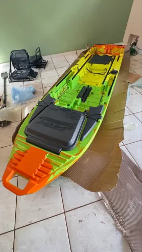 Caiaque Ark 1290 ano 2026 semi novo