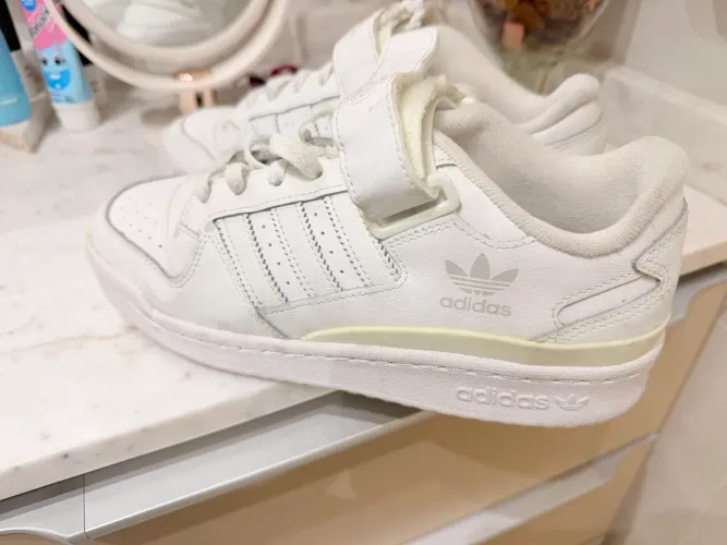 Tênis adidas fórum low branco 38