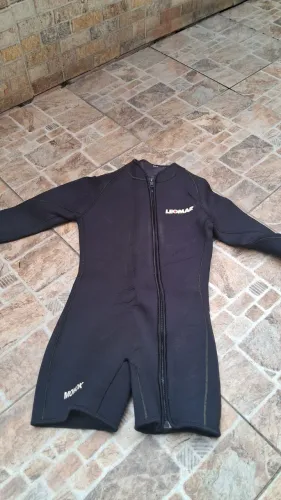 Roupa de mergulho 2 Pecas Leomar tam 38/40 ACEITO OFERTA