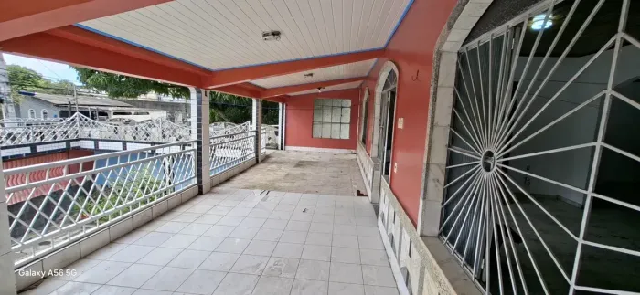 ALUGA-SE CADA AMPLA NA REDENÇÃO - 20.000