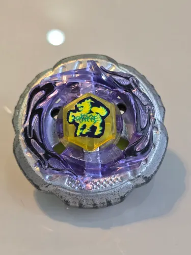 Beyblade rock zurafa