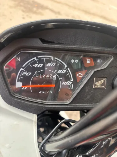 Vendo pop 25/26 com 1.200 km rodados