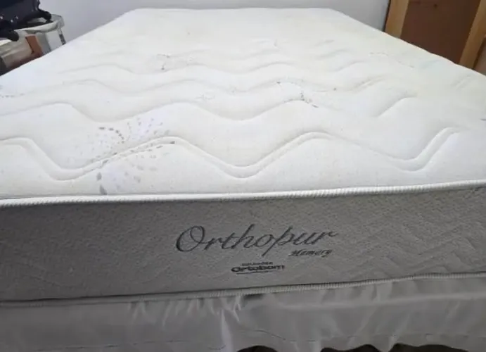 Vendo Cama Box Queen Size + Colchão da Orthopur