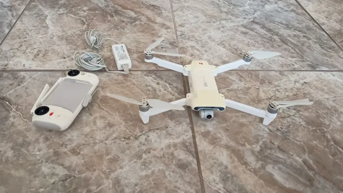 Drone Fimi X8 (SEM BATERIA)!