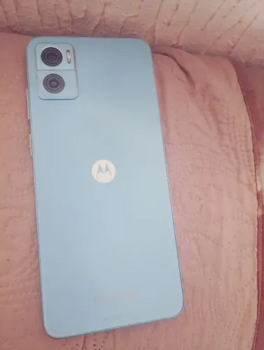 Vendo Motorola E22 está em excelente estado ,meu filho só usava pra jogar