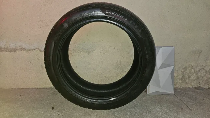 Pirelli cinturato p1 plus 225 45 18