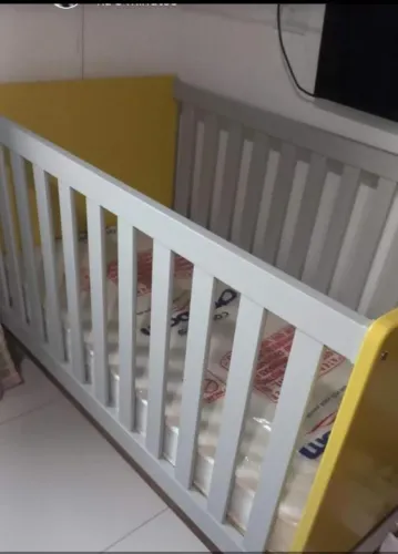 Berço com colchão