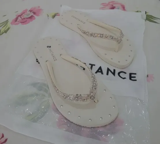 CHINELO NUNCA USADO