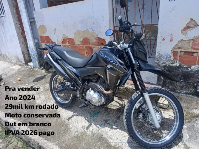 Vende-se essa moto
