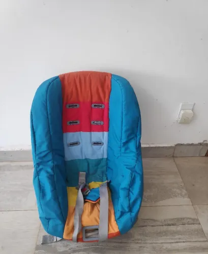 Bebê conforto 2 / 3 anos
