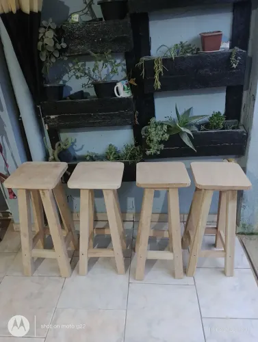 BANQUETA ALTA 100% CAMBARÁ 6 UNIDADES DISPONÍVEIS
