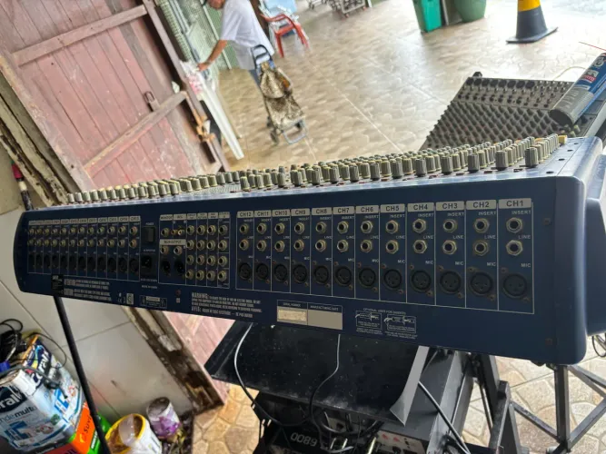 Mesa 24 canais Skp