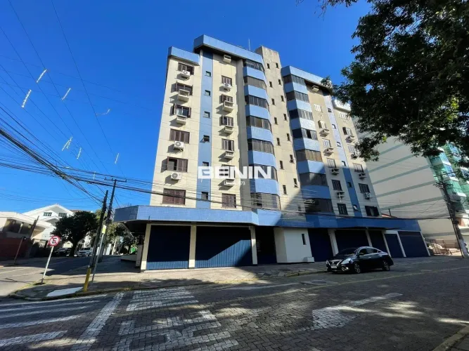Venda de Cobertura em Canoas-RS, bairro Centro com 191.05m² Área Const. e 230m² Área Terre