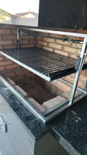 Gralha Uruguai de manivela