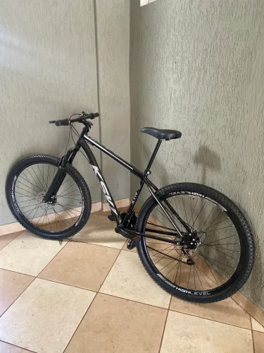 Bicicleta Aro 29 freio a disco