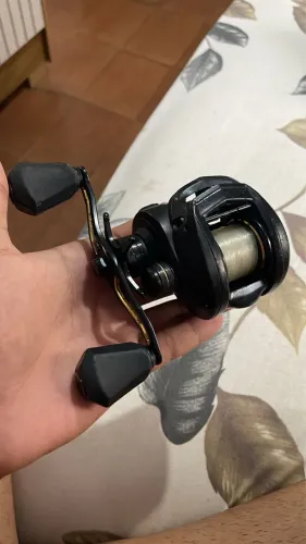 Carretilha de pesca black tamba pro 