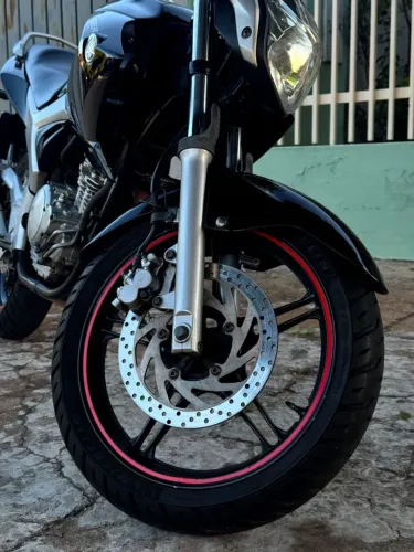 Vendo ou troco por material de construção.