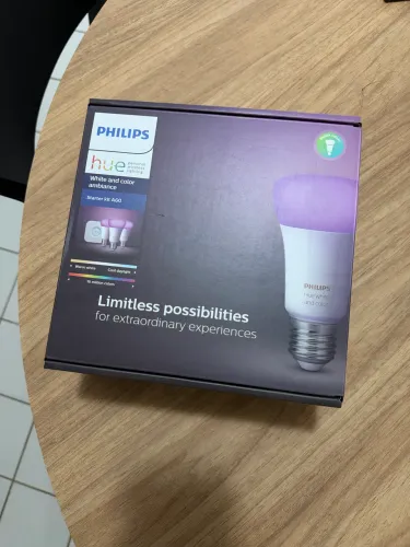 Philips Hue Starter Kit com 3 Lâmpadas 9W E27 + Hue Bridge Hub