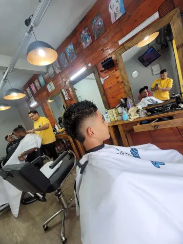 Vaga para barbeiro grajau zona sul