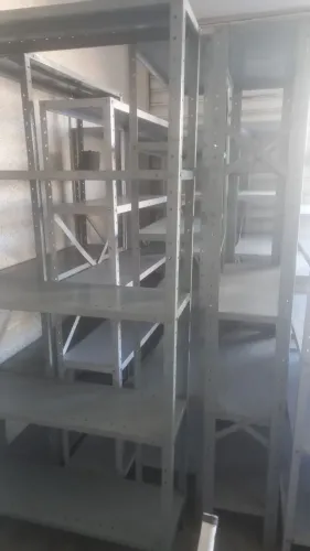 Estante de ferro pra vender