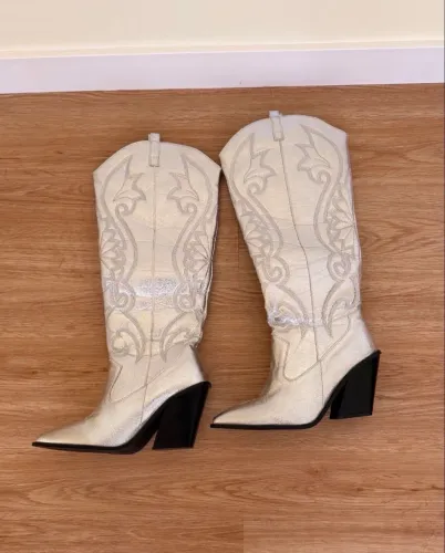 Bota country