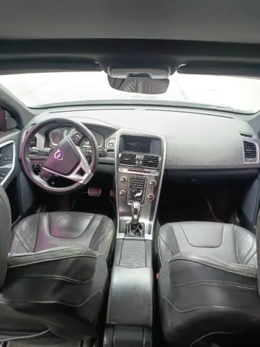 Volvo XC 60 T-5 R-design 2.0 FWD 5P 2015