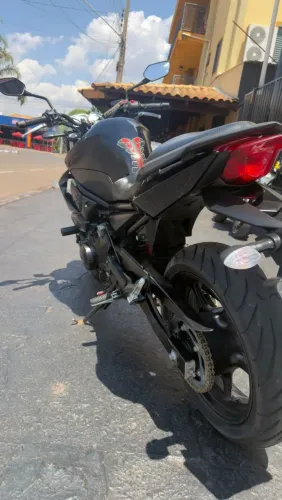 Vendo yamaha xj6