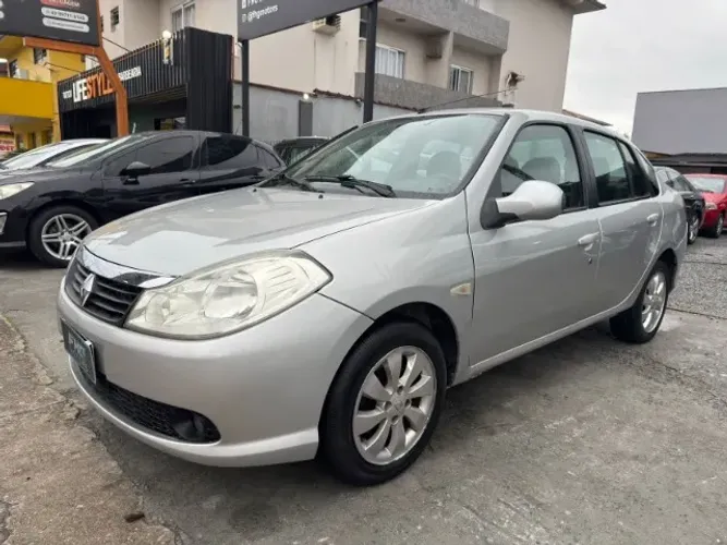 Renault Symbol Privilège Hi-flex 1.6 16V 4P 2013