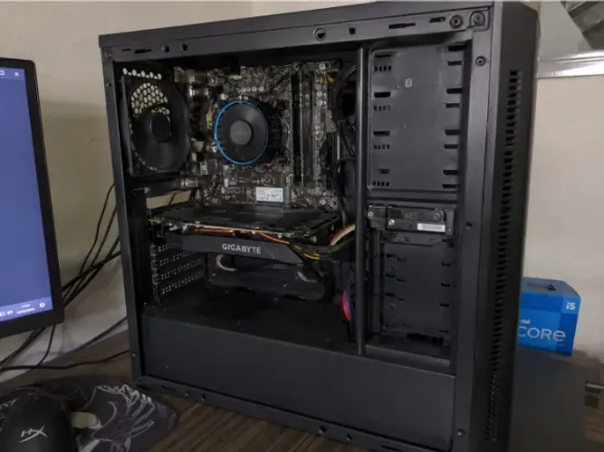 Montagem de Computadores e PCs Gamer
