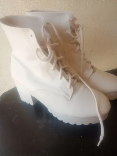 Bota Blanca feminina