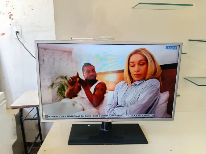 LG Smart Tv 32" Wi-Fi- Excelente Estado